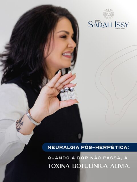 Sabia que a Toxina Botulínica também pode ser uma aliada poderosa no tratamento da neuralgia pós-herpética? 💬

Uma dor que queima, arde e dá choques, às vezes não melhora com os tratamentos tradicionais e muitas pessoas podem continuar sentindo dor intensa, mesmo após o fim das lesões do herpes-zóster.

Mas existe, sim, um caminho possível para se livrar desse incômodo. ✨

A Toxina Botulínica atua diretamente nos nervos responsáveis pela dor, reduzindo a sensibilidade local e proporcionando alívio real, melhora funcional e muito mais qualidade de vida, especialmente, em casos resistentes a outras terapias. 💉🩺

Benefícios:
☑️ Redução significativa da dor
☑️ Menos efeitos colaterais
☑️ Procedimento rápido e bem tolerado
☑️ Benefícios duradouros

Se você convive com esse tipo de dor que limita o seu dia a dia, saiba que não precisa sofrer em silêncio. 🤍

Vamos conversar sobre o seu caso? ⇲
📲 (62) 98233-6158 | WhatsApp
Link na BIO. 🔗

#NeuralgiaPosHerpetica #HerpesZoster #dorcrônica #dorneuropática #ToxinaBotulínica #DraSarahIssy